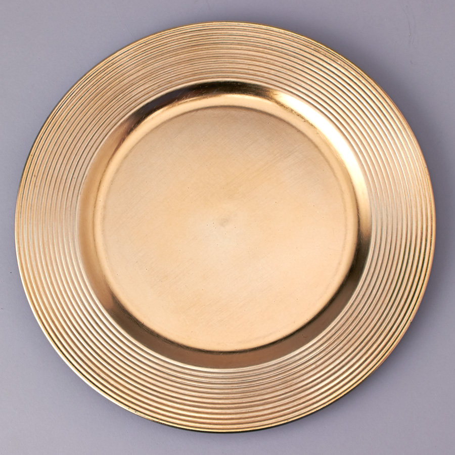 Wholesale Plastic Charger Plates at Angela Correa blog